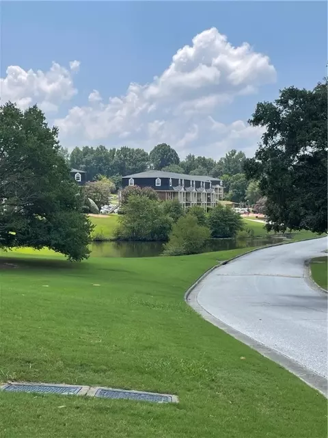 1761 Wire Rd #1, Auburn, AL 36832