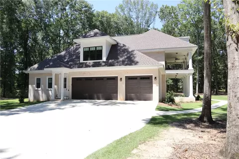 Exterior - 118 Shadow Moss Dr, Eufaula, AL 36027 photo 4 of 11