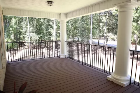 Exterior - 118 Shadow Moss Dr, Eufaula, AL 36027 photo 8 of 11