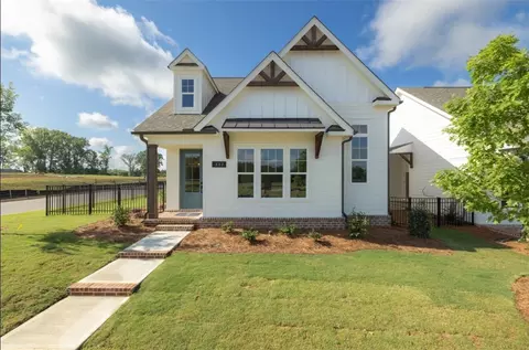 317 Coscoroba Rd, Auburn, AL 36832