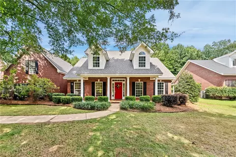 1687 Crescent Blvd, Auburn, AL 36830