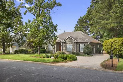 3300 Tifton Ln, Opelika, AL 36804