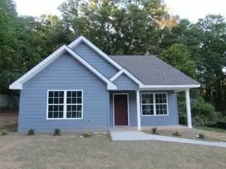 1950 Pine St W, Alexander City, AL 35010