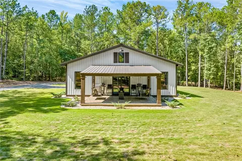 6669 Farmville Rd, Waverly, AL 36879