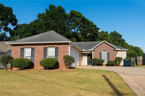 952 Law Dr, Auburn, AL 36830