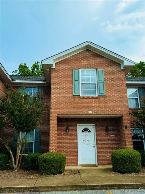 1477 N Donahue Dr #1005, Auburn, AL 36830
