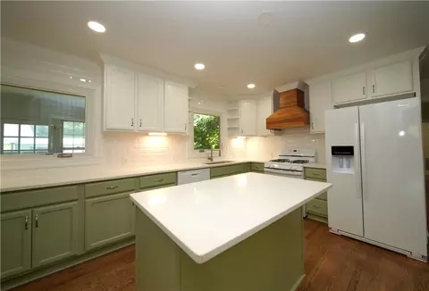 Kitchen - 2294 County Road 283, Five Points, AL 36855 photo 3 of 5