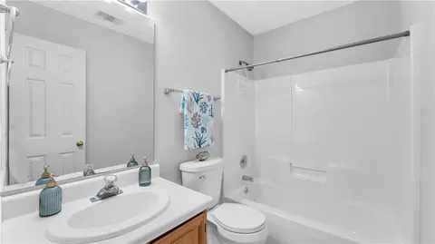 Bath - 1502 Douglas St, Opelika, AL 36801 photo 3 of 3