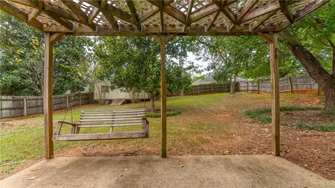 Exterior - 1502 Douglas St, Opelika, AL 36801 photo 17 of 17