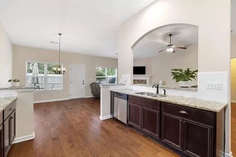 501 Lori Ln, Opelika, AL 36804 photo 8