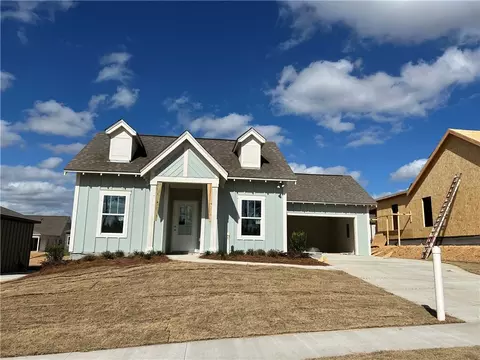 621 Shropshire Dr, Auburn, AL 36832