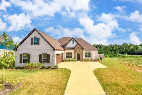 1522 Everly Dr, Opelika, AL 36801