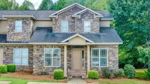 324 Jack Hampton Dr, Auburn, AL 36830