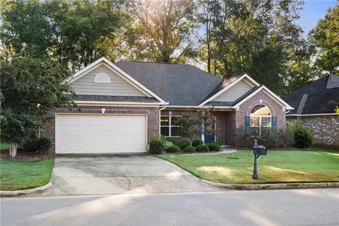 1433 Cloverbrook Cir, Auburn, AL 36832
