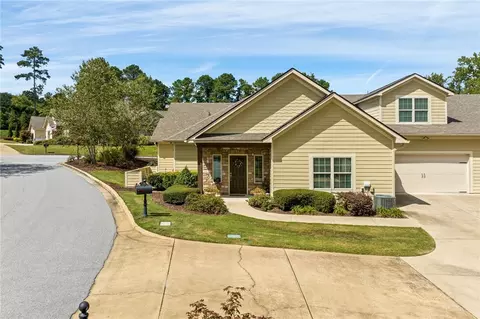 2001 Social Cir, Opelika, AL 36804
