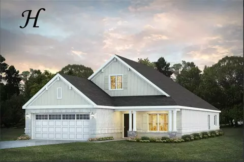 1843 Hoffman Ln, Opelika, AL 36801