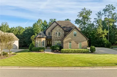 1233 Falls Crest Dr, Auburn, AL 36830
