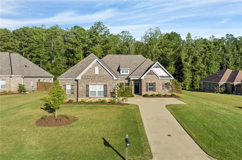 525 Towne Lake Pkwy, Opelika, AL 36804
