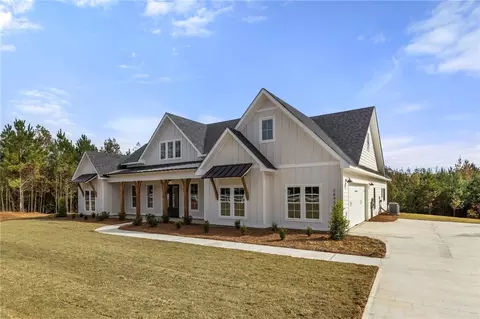 6040 Hunters Hill Ln, Auburn, AL 36830