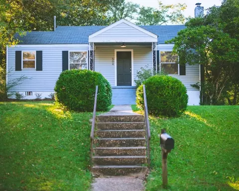 504 Lankford St, Opelika, AL 36801