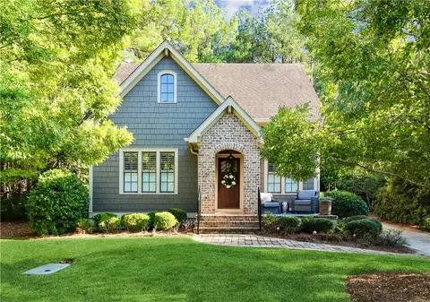 2917 Lone Eagle Ln, Opelika, AL 36801