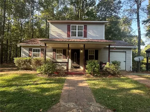 3300 Louina Dr, Roanoke, AL 36274