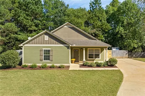 397 Embry Ln, Auburn, AL 36830