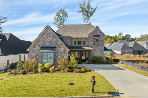 607 Overbrook Ln, Auburn, AL 36830