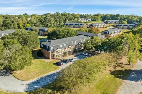 1761 Wire Rd #316, Auburn, AL 36832