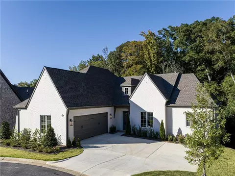 37 Kipling Ln, Auburn, AL 36830