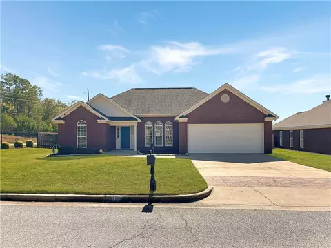 11 Lee Road 2141, Phenix City, AL 36870