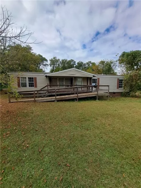 106 E Johnson Ave, Opelika, AL 36801