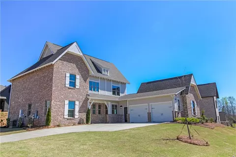 1608 James Burt Pkwy, Auburn, AL 36830