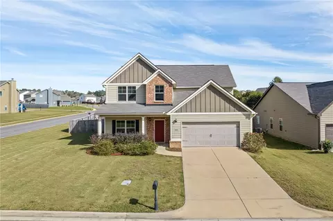 1101 Gwynnes Way, Opelika, AL 36801