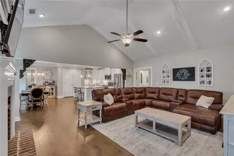 849 Aster Ln, Opelika, AL 36801