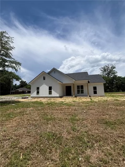 46 Lee Road 503, Phenix City, AL 36870