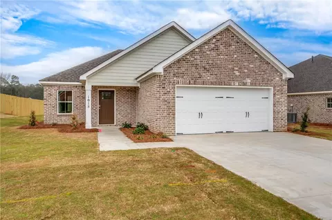 1015 Great Bear Rd, Opelika, AL 36804