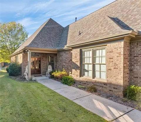 1628 Overhill Ct, Auburn, AL 36830