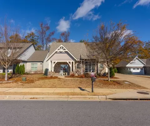 2730 Mill Lakes Rdg, Opelika, AL 36801