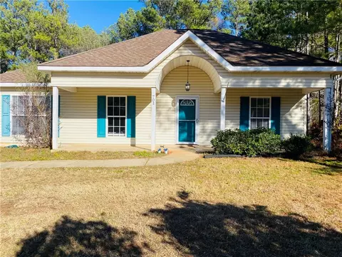701 Rustic St, Opelika, AL 36801