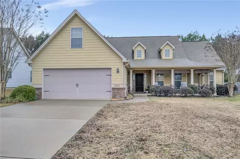 2707 Jennifer Ct, Opelika, AL 36804