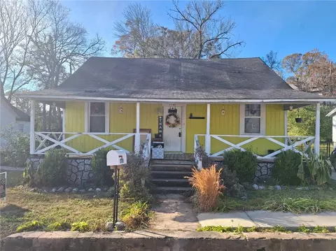 5701 16th Ave, Valley, AL 36854