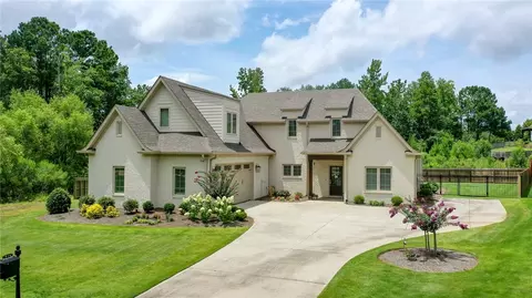 514 Norfolk Dr, Auburn, AL 36830