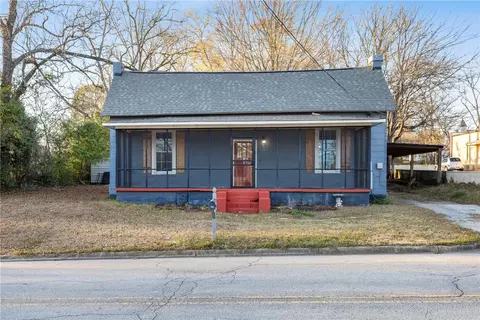 408 Ave C, Opelika, AL 36801