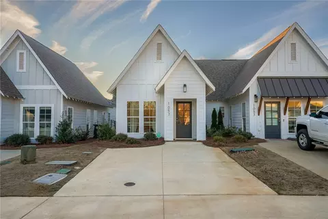 1057 Burrow Cir, Opelika, AL 36801