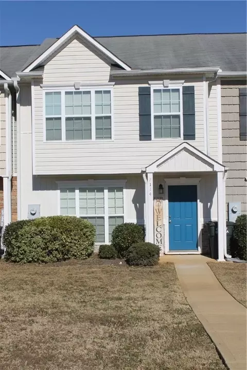 2114 Winding Oak Dr, Opelika, AL 36804