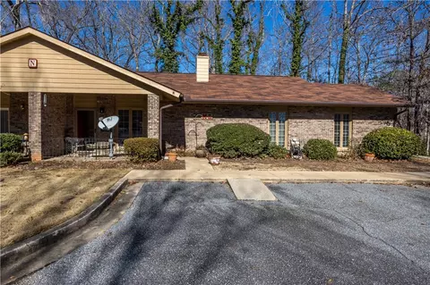 4200 Bridgecrest Dr #N1, Phenix City, AL 36867