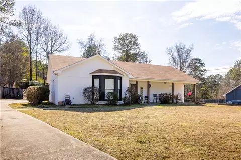 633 Lee Road 553, Phenix City, AL 36867