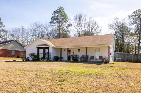 633 Lee Road 553, Phenix City, AL 36867 photo 2
