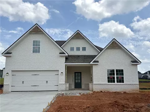 1828 Solamere Ct, Auburn, AL 36832